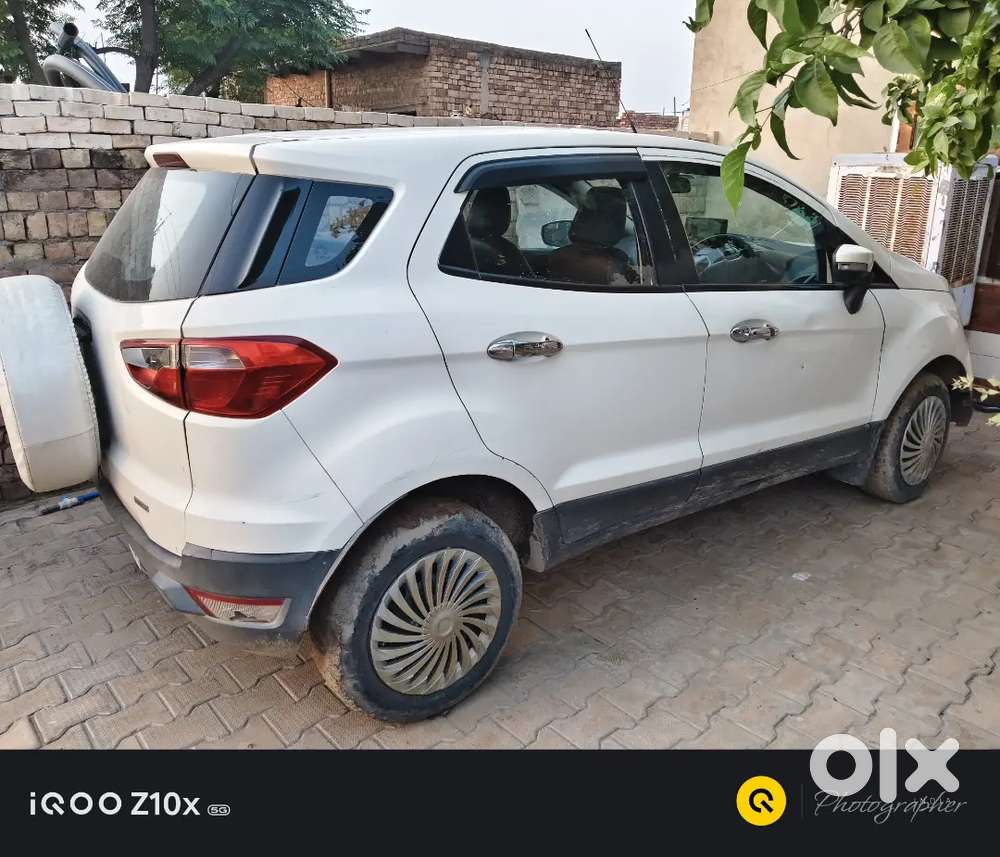 Ford Ecosport 2015 Diesel Car 29 Kmpl Mileage
