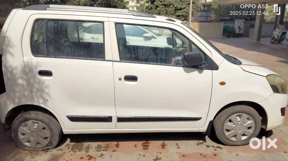 Touch Screen And 2 Power Windows And Plus Cng