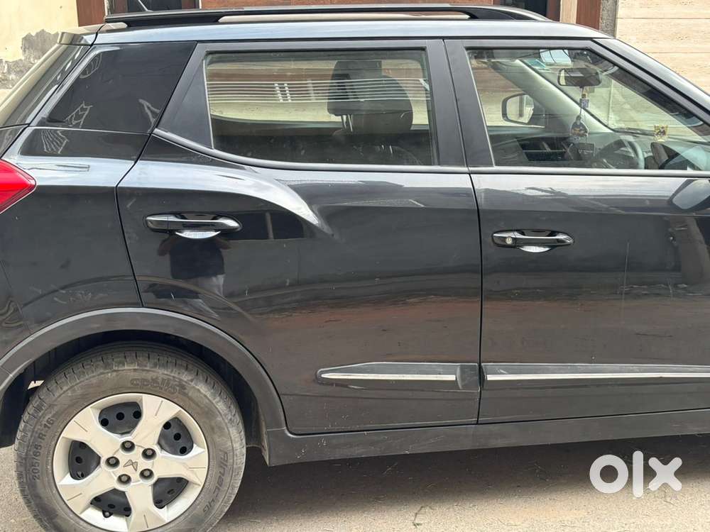 Mahindra Xuv300 Petrol Manual 2023