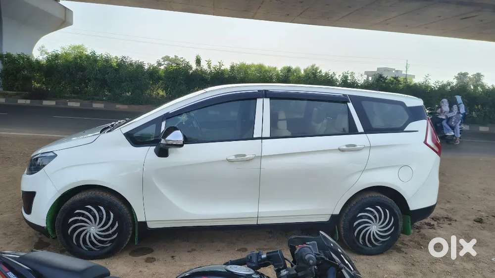 Mahindra Marazzo Diesel 2019
