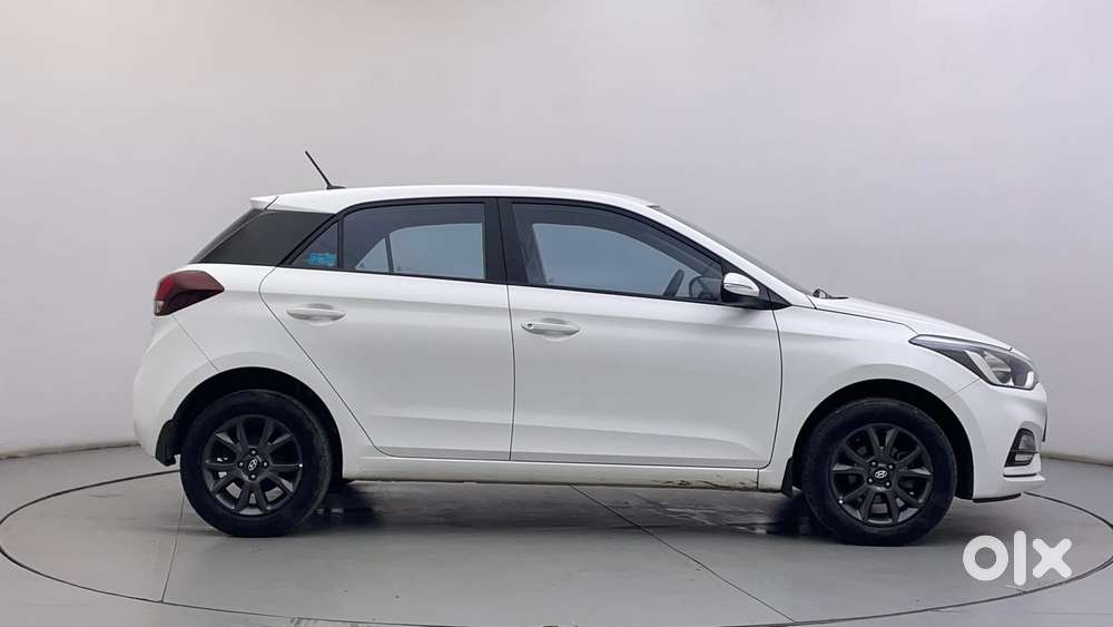 Hyundai Elite I20 Sportz Plus, 2020, Petrol