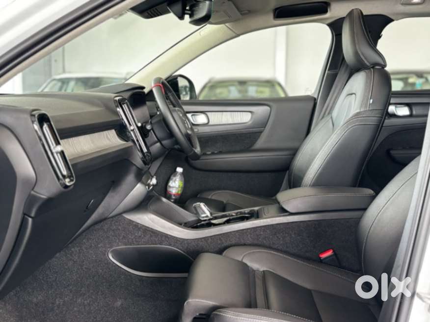 Volvo Xc40 B4 Ultimate, 2023, Petrol
