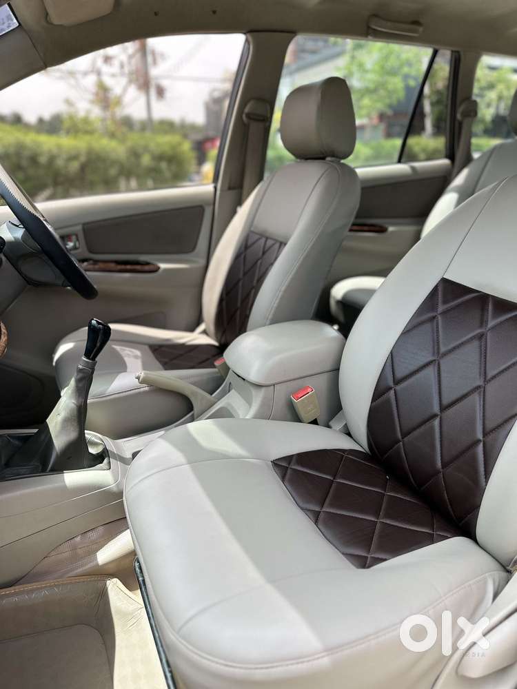 Toyota Innova 2.5 Vx 7 Str Bs-iii, 2012, Diesel