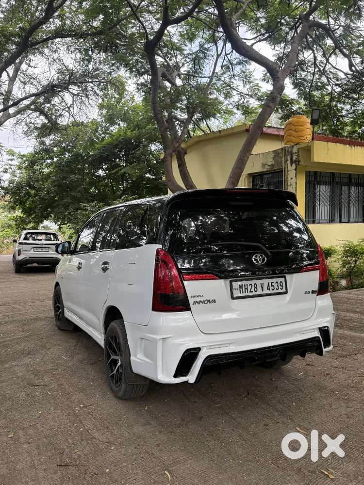 Toyota Innova 2.5 G 2012