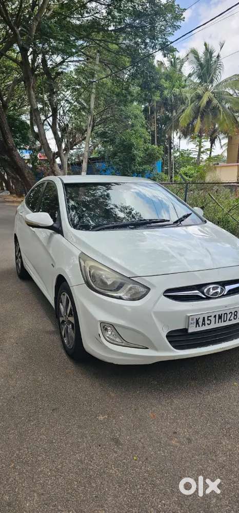 Hyundai Verna 1.6 Sx 2011