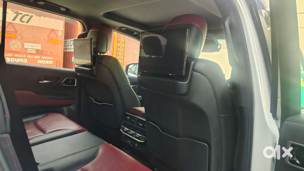 Toyota Land Cruiser 3.3 Zx Diesel, 2025