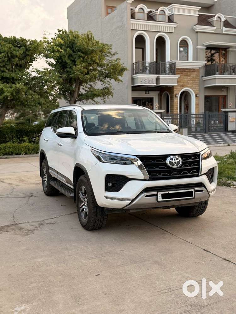 Toyota Fortuner 3.0 4x2 Automatic, 2023, Diesel