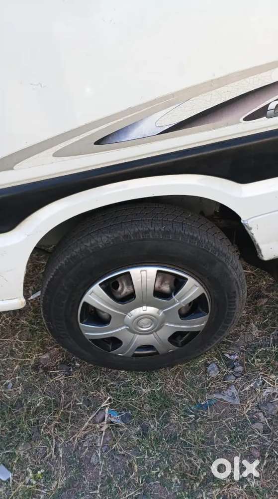 Maruti Suzuki Omni 2013