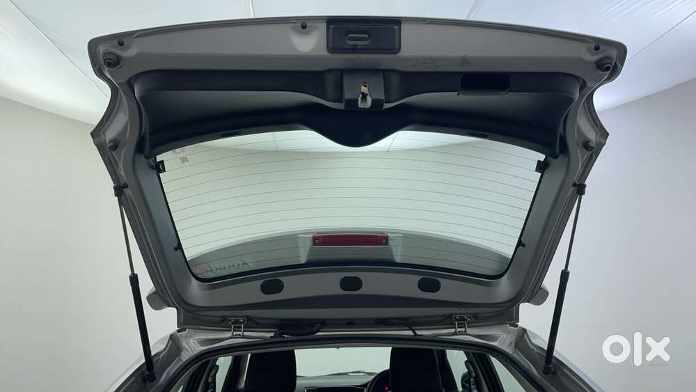 Maruti Suzuki Baleno 1.3 Delta, 2021, Petrol