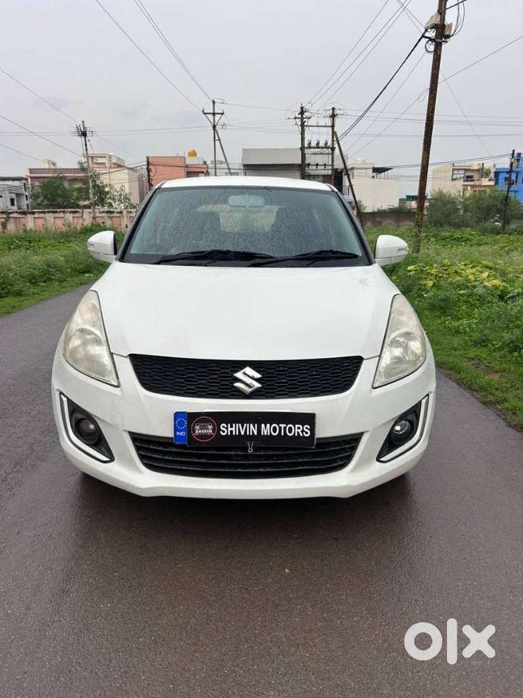 Maruti Suzuki Swift Vxi Abs Bsiv, 2016, Petrol