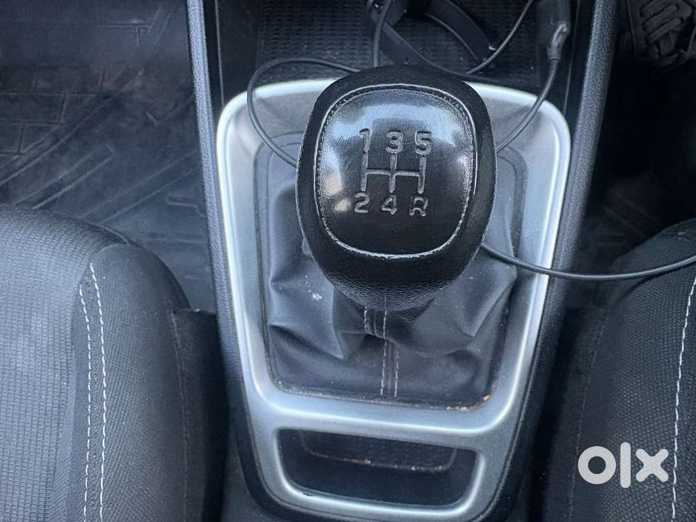 Hyundai Venue 1.2 S Plus, 2022, Petrol