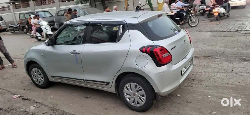 Maruti Suzuki Swift Lxi 2018