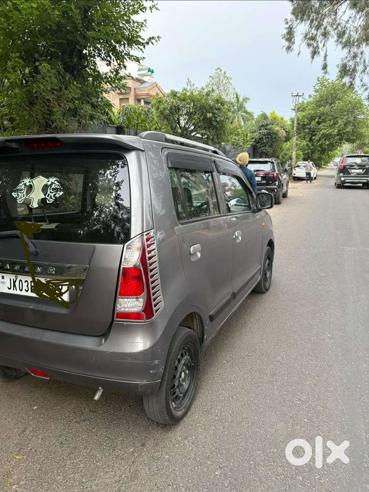 Maruti Suzuki Wagon-r-1-0 2016 Petrol 82000 Km Driven. Fixed Price