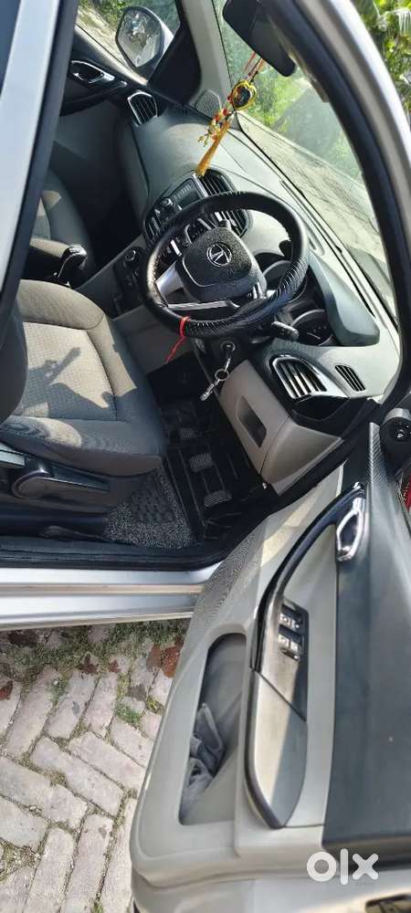 Tata Tiago 2017 Petrol Manual
