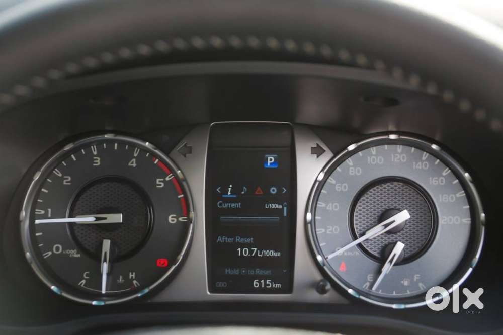 Mg Windsor Ev Essence, 2024, Electric