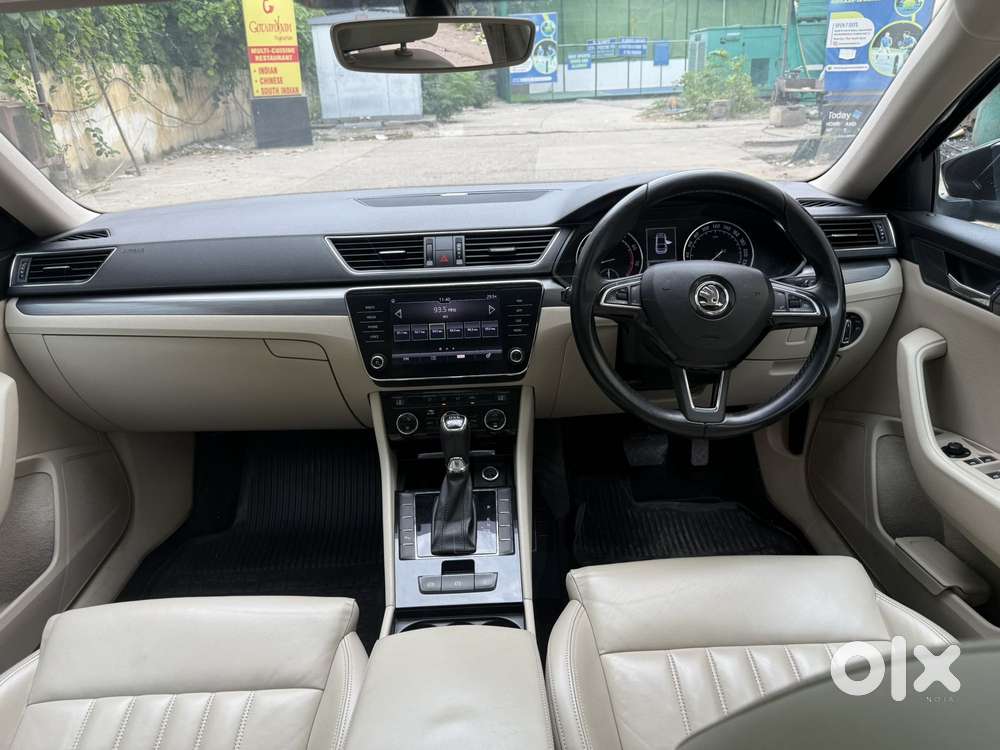 Skoda Superb [ ] 1.8 Style Tsi At, 2018, Petrol