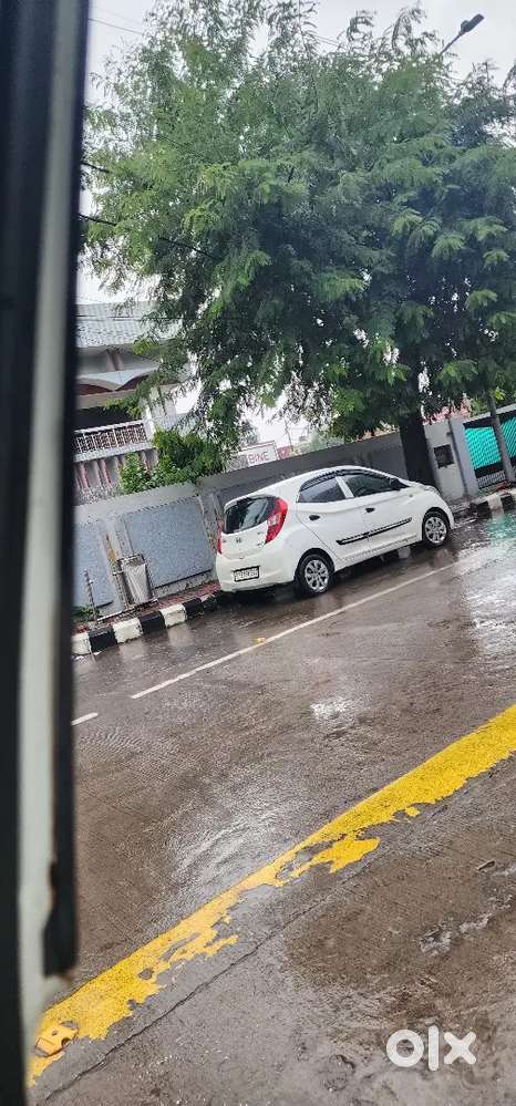 Hyundai Eon 2014 Petrol Well Maintained