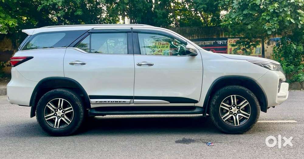 Toyota Fortuner 4x2 At 2.7 Petrol, 2024, Petrol