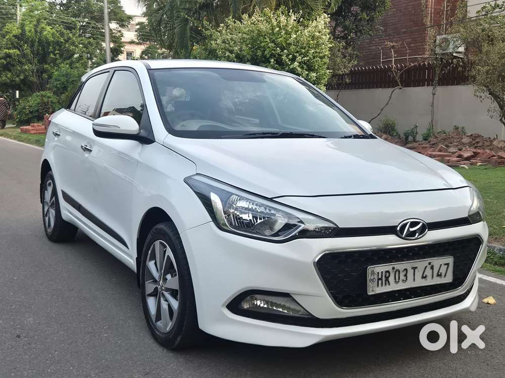 Hyundai I20 1.4 Asta (o) Crdi, 2015, Diesel