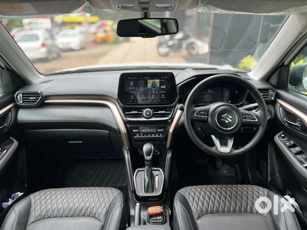Maruti Suzuki Grand Vitara Smart Hybrid Alpha, 2025, Petrol