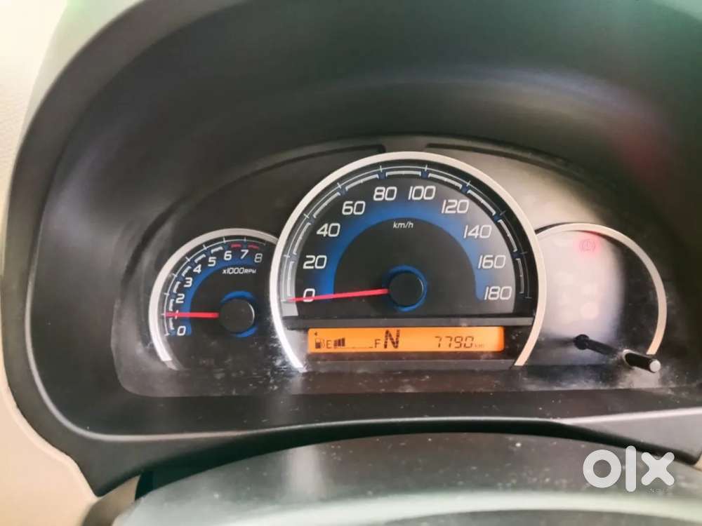 Maruti Suzuki Wagon R 1.0 Vxi Amt, 2017, Petrol