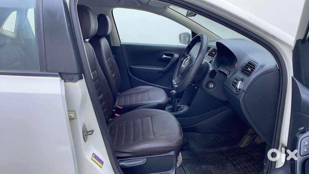 Volkswagen Polo Petrol Comfortline 1.2l, 2015, Petrol