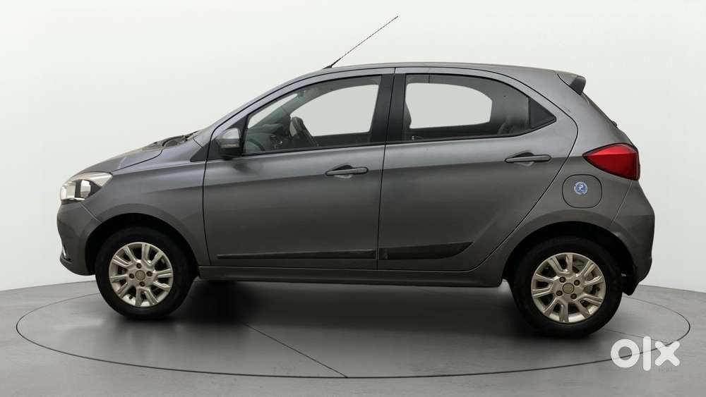 Tata Tiago 1.2 Revotron Xza, 2018, Petrol