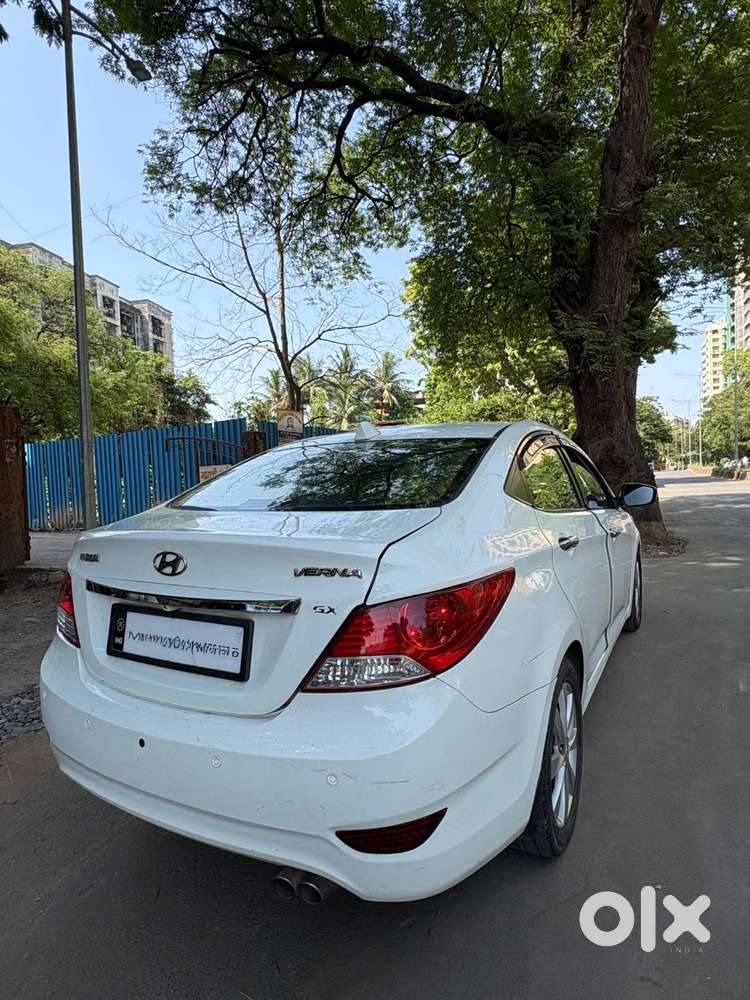 Hyundai Verna 2011 December Almost 2012 Petrol Cng