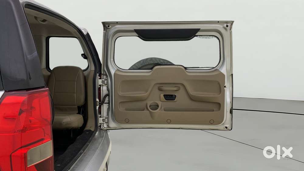 Mahindra Tuv 300 Mhawk100 T8, 2017, Diesel