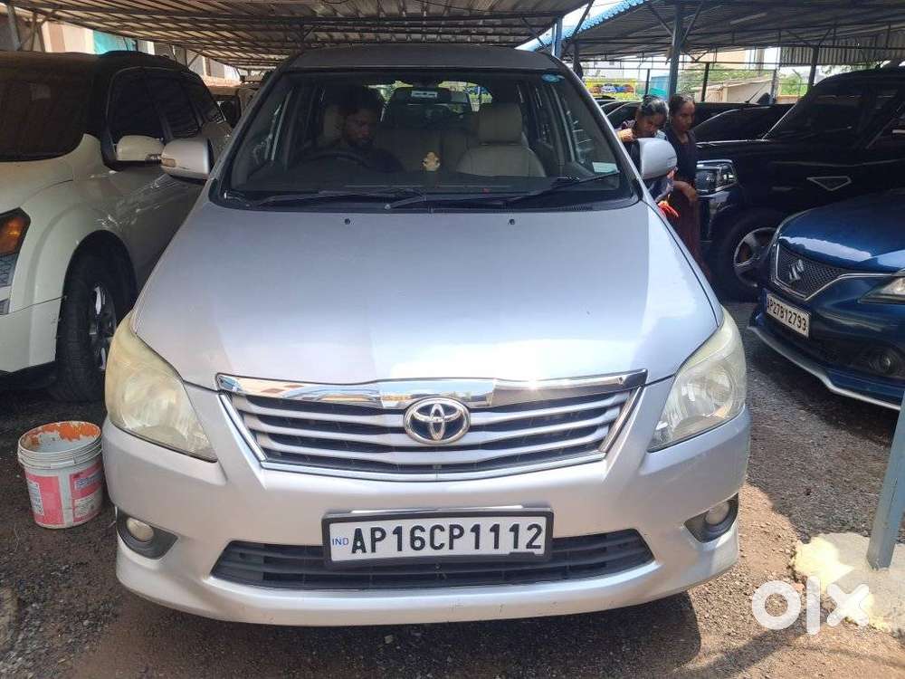 Toyota Innova 2.5 V 7 Str, 2013, Diesel