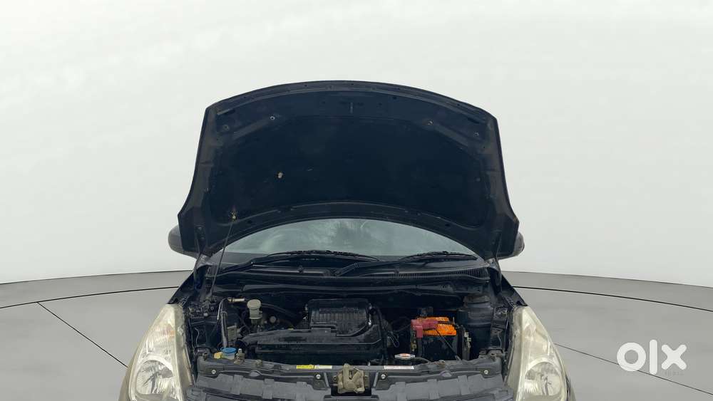 Maruti Suzuki Swift 1.2 Lxi (o), 2017, Petrol