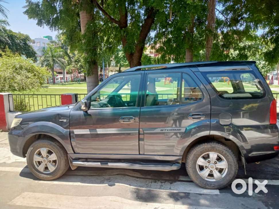 Tata Safari Storme Vx, 2016, Diesel