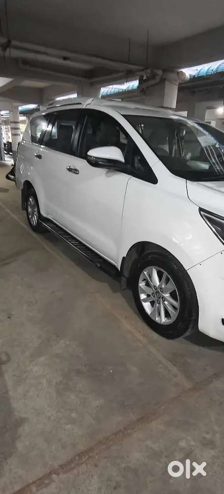 Toyota Innova Crysta 2019