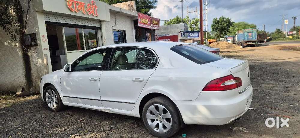Skoda Superb Elegance 2013