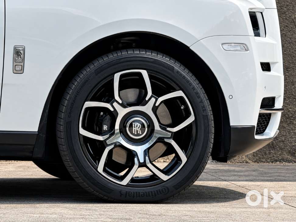 Rolls-royce Cullinan V12, 2020, Petrol
