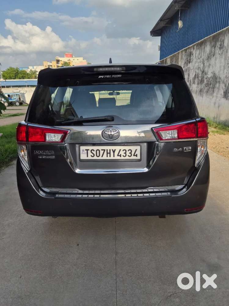 Toyota Innova Crysta [2020-ongoing] 2.4 Gx 8 Str, 2021, Diesel