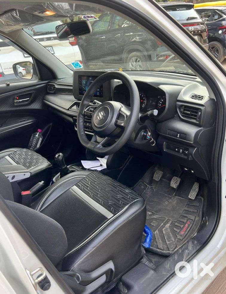 Maruti Suzuki Swift 1.2 Vxi (o), 2024, Petrol