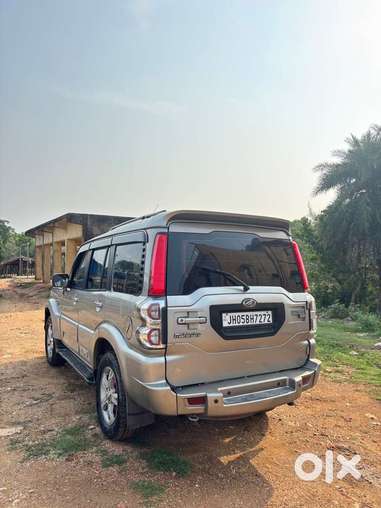 Mahindra Scorpio Classic 2016 Diesel 95000 Km Driven