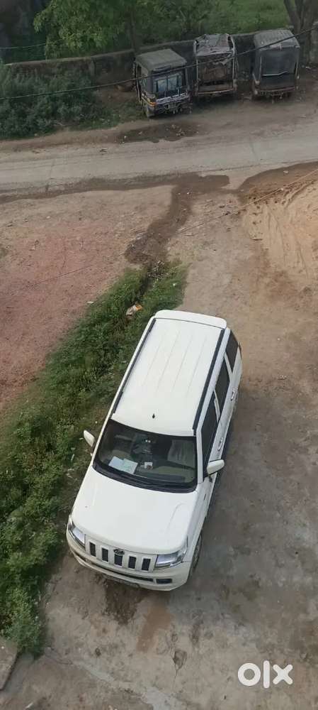 Mahindra Tuv 300 2017
