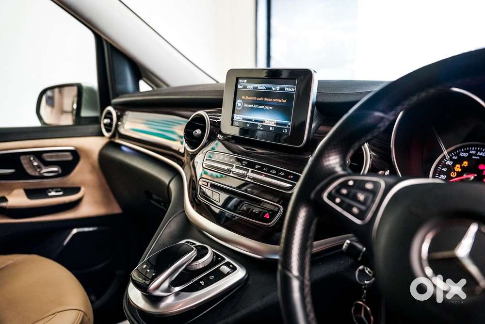 Mercedes-benz V-class 2.1 220 Expression Diesel At, 2021, Petrol