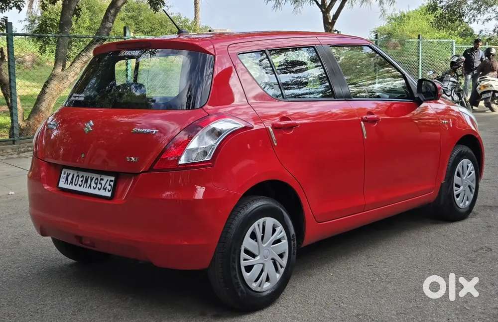 Maruti Suzuki Swift Vxi 2016