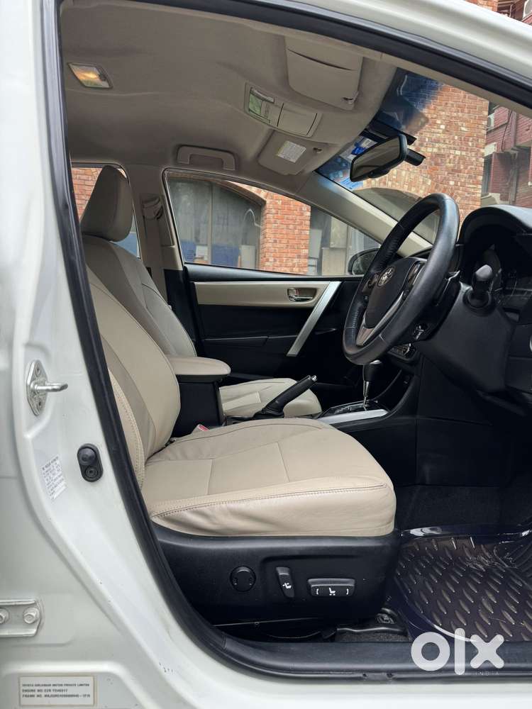 Toyota Corolla Altis Vl At, 2016, Petrol