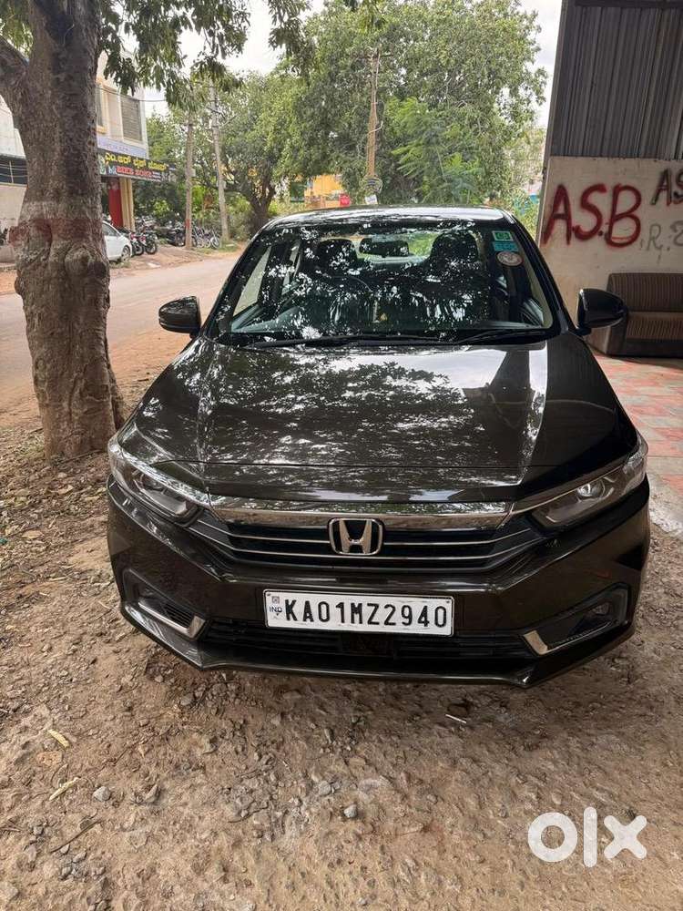 Honda Amaze 2023 Petrol Well Maintained