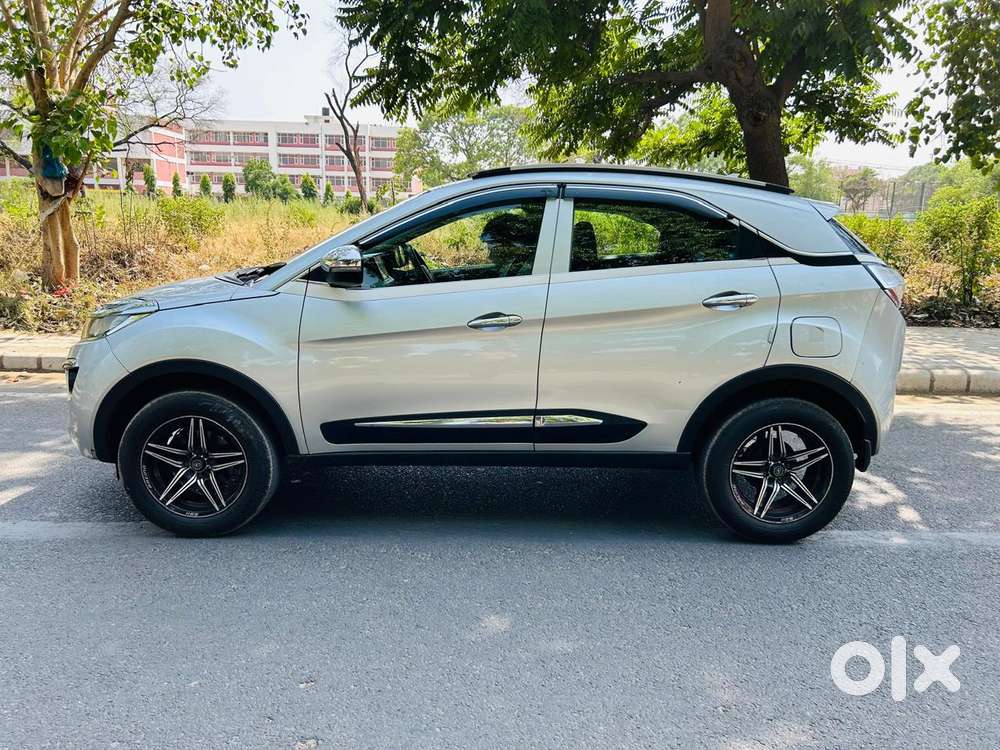Tata Nexon 1.2 Revotron Xm (s), 2017, Petrol