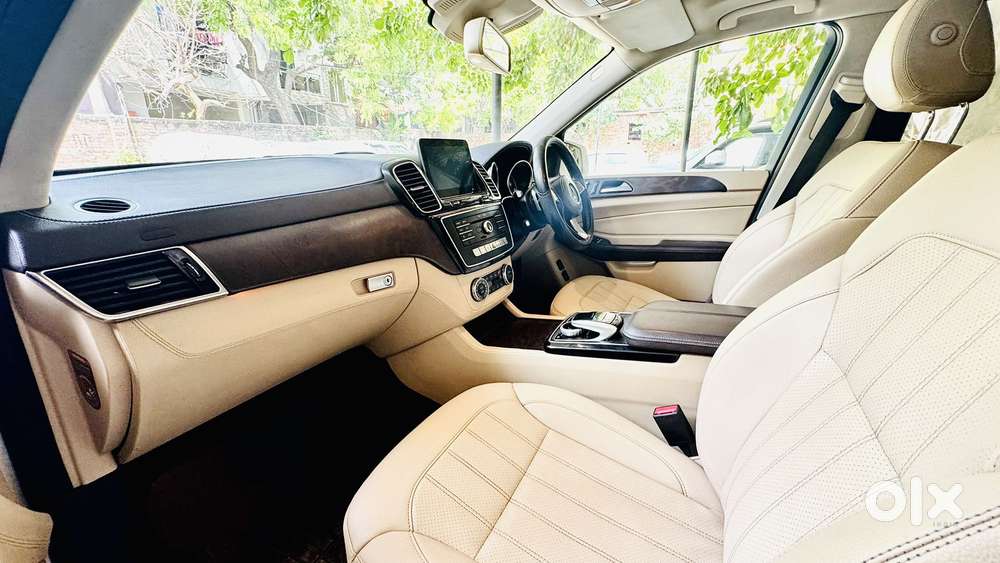 Mercedes-benz Gls 400 Petrol 4 Matic, 2017, Petrol