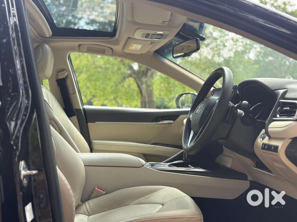 Toyota Camry [2019-ongoing] 2.5 Hybrid, 2024, Petrol