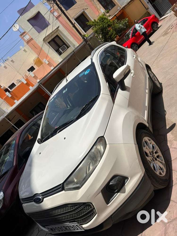 Ford Petrol Car 2015
