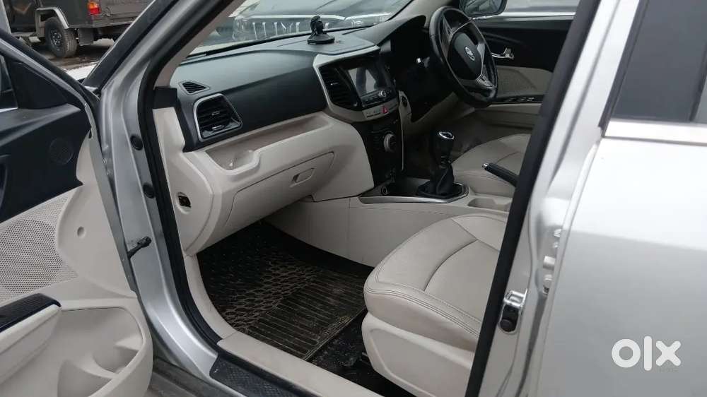 Muindra Xuv For Sale Petrol  Xuv 300  Car For Sale Best Xuv