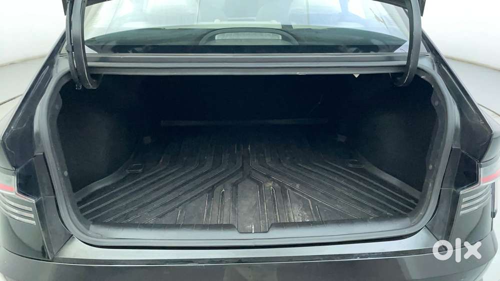 Hyundai Verna 1.5 Sx Turbo Petrol Mt, 2024, Petrol