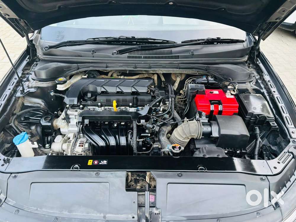 Hyundai Verna 1.5 Mpi Mt Sx (o), 2023, Petrol